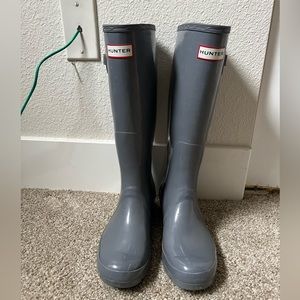 Women’s Hunter Rain Boots,Talk, size 8, blue